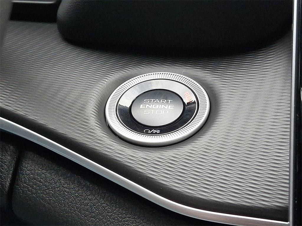 new 2025 Jeep Grand Cherokee car, priced at $48,375