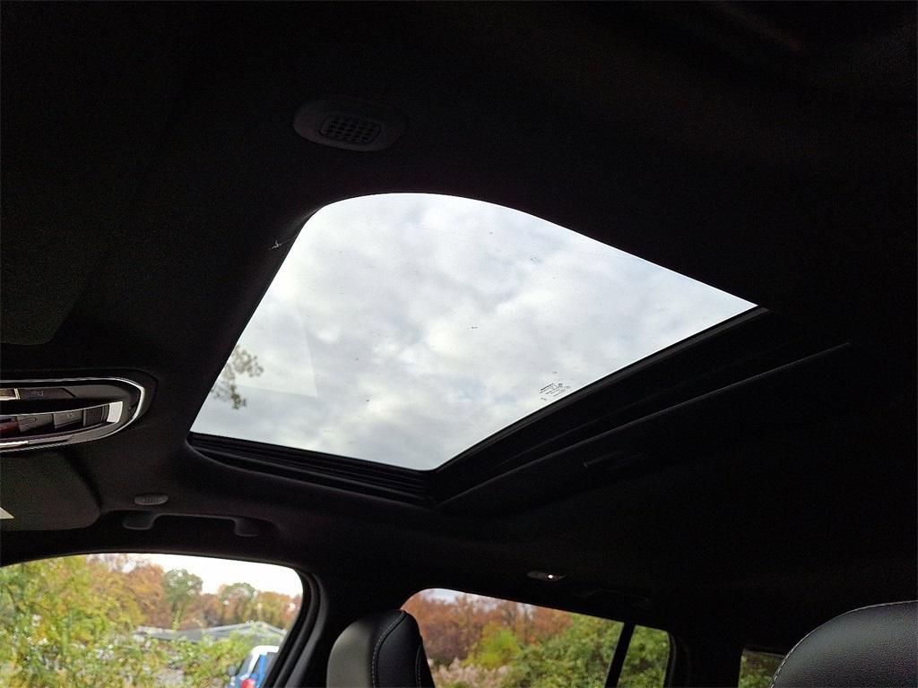 new 2025 Jeep Grand Cherokee car, priced at $48,375