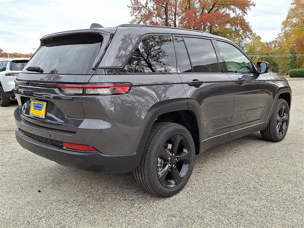 new 2025 Jeep Grand Cherokee car, priced at $48,375