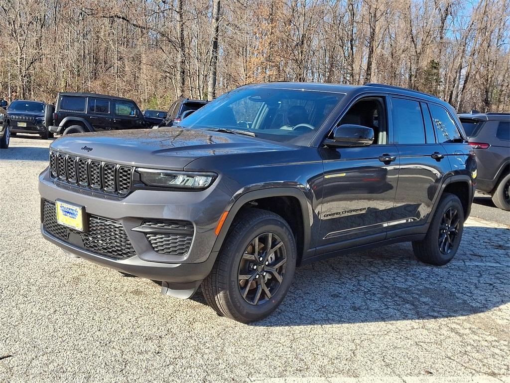 new 2025 Jeep Grand Cherokee car, priced at $47,525