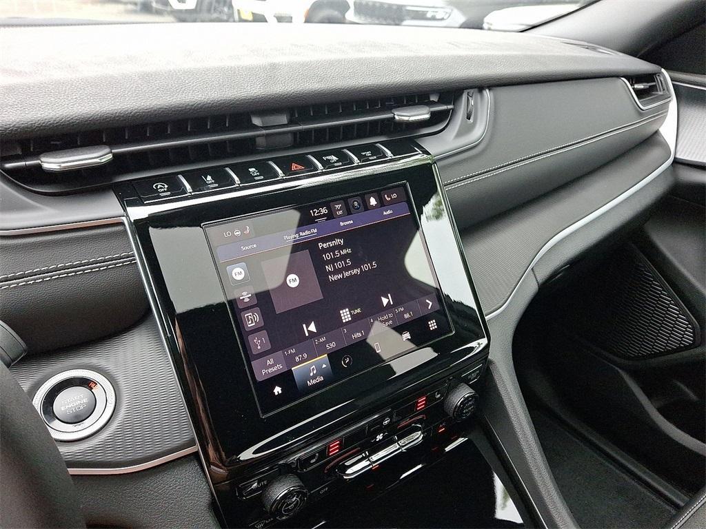 new 2025 Jeep Grand Cherokee car, priced at $46,135