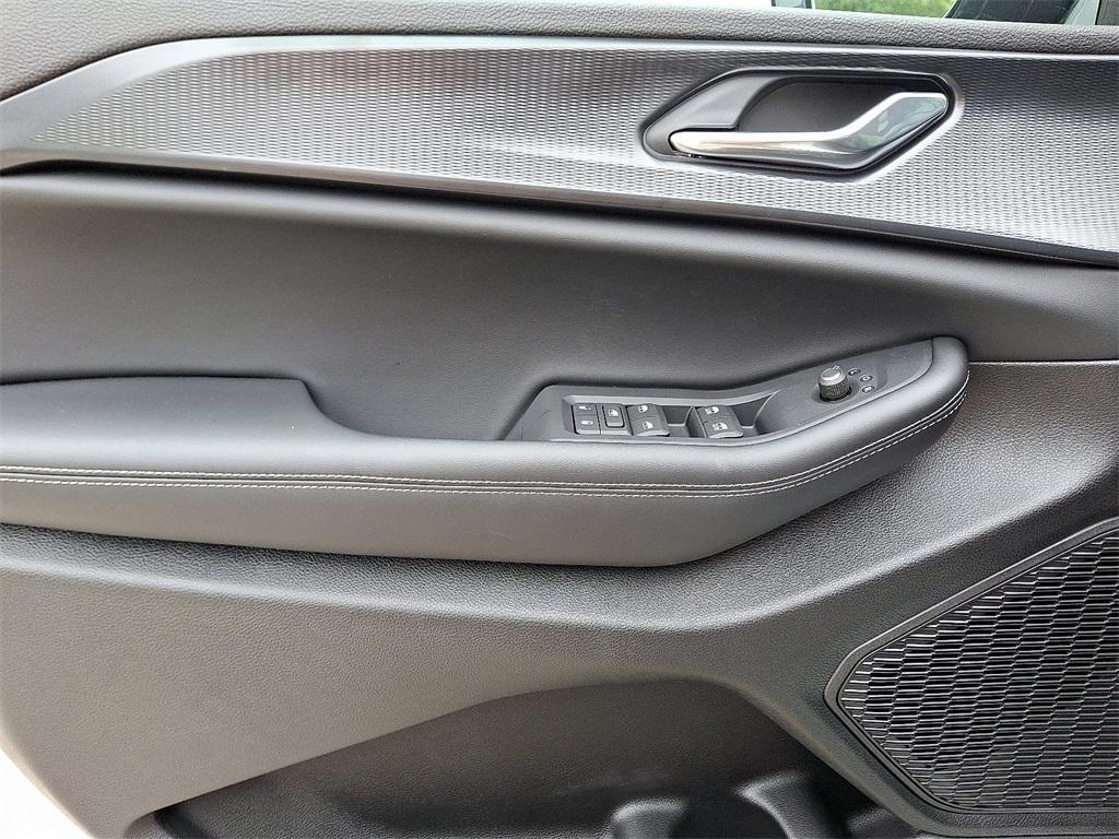 new 2025 Jeep Grand Cherokee car, priced at $46,135