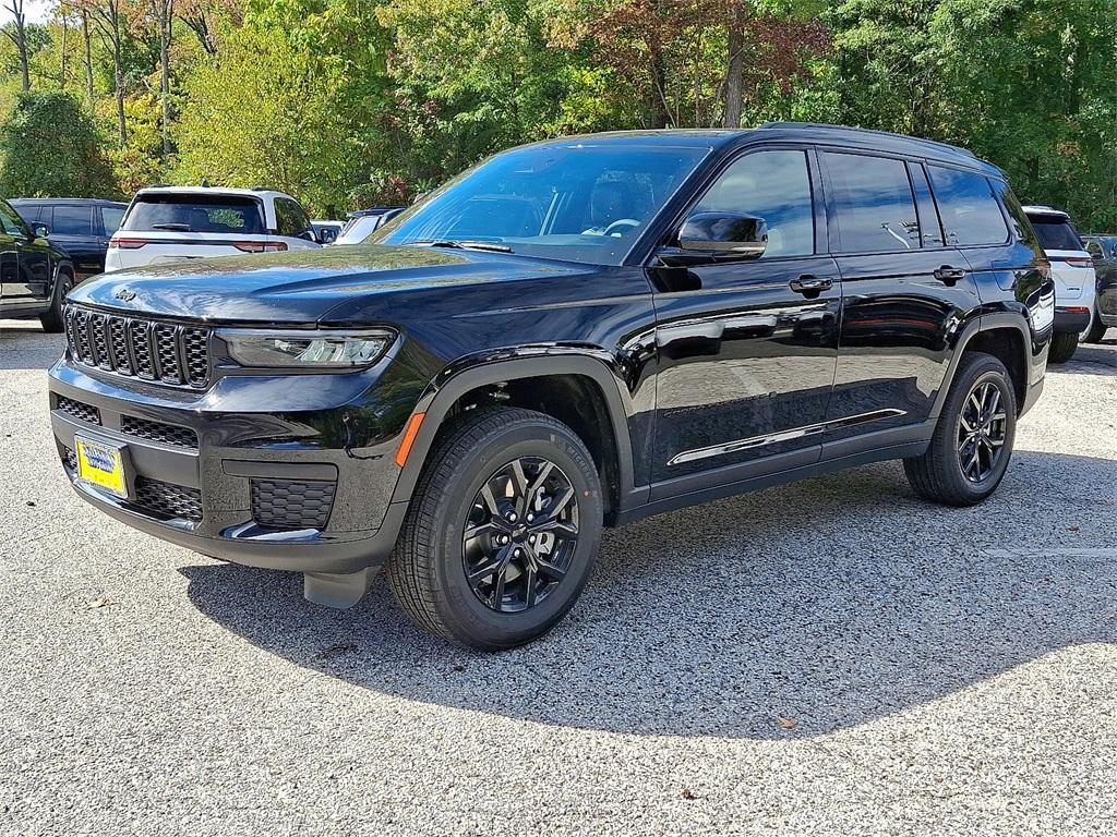 new 2025 Jeep Grand Cherokee L car, priced at $48,730