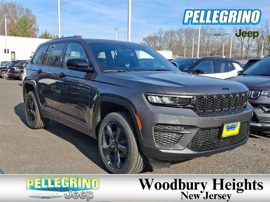 new 2025 Jeep Grand Cherokee car, priced at $48,175