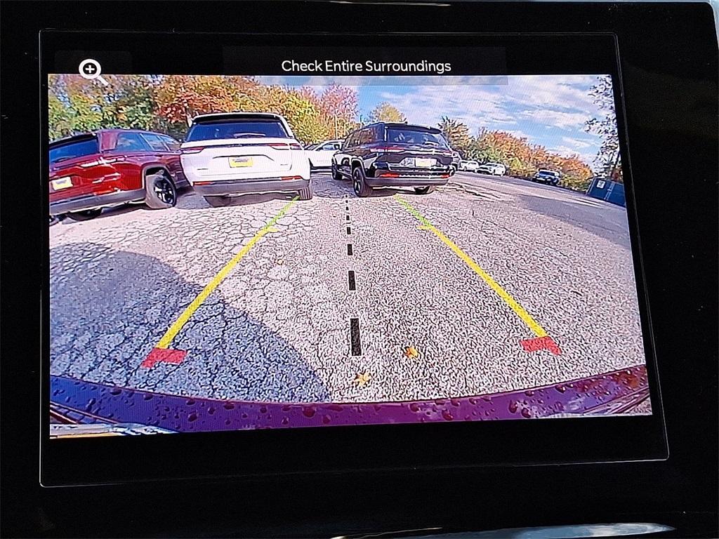 new 2025 Jeep Grand Cherokee car