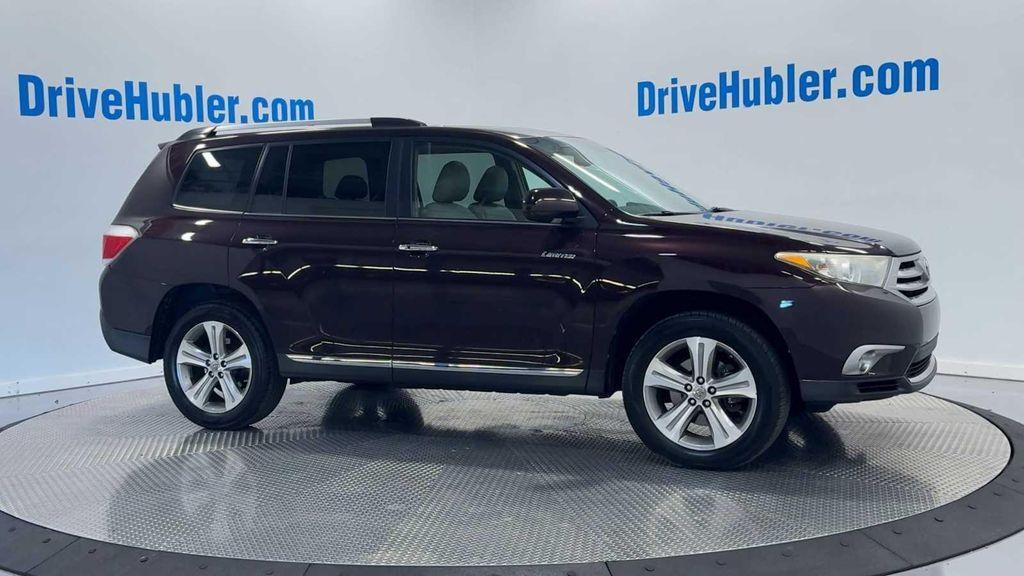 used 2011 Toyota Highlander car, priced at $12,650