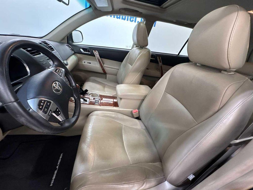 used 2011 Toyota Highlander car, priced at $12,650