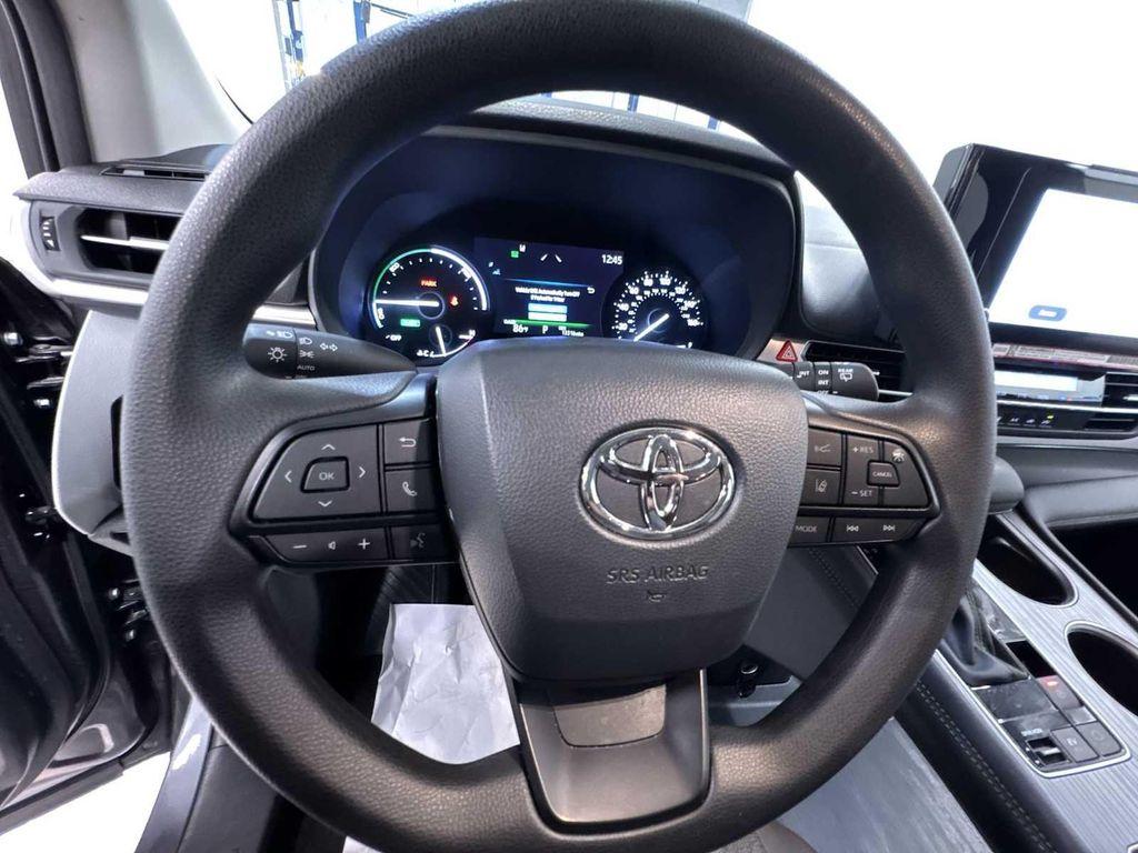 used 2025 Toyota Sienna car, priced at $42,250