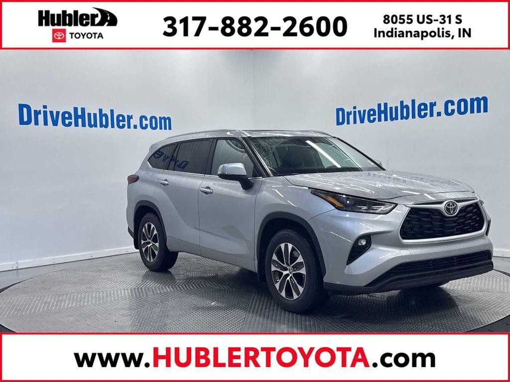 used 2025 Toyota Highlander car, priced at $48,795