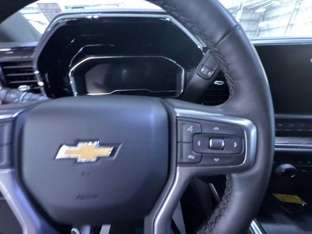 used 2025 Chevrolet Silverado 3500 car, priced at $79,995