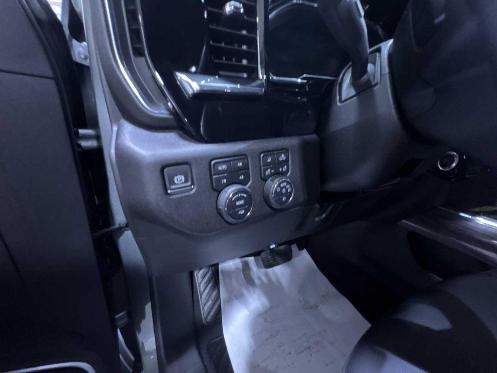used 2025 Chevrolet Silverado 3500 car, priced at $79,995