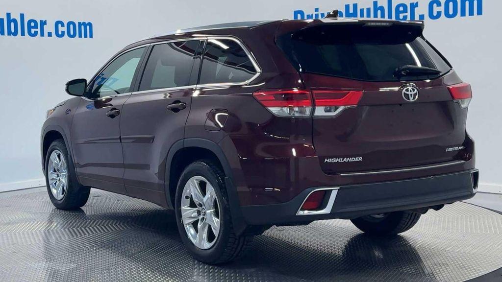used 2018 Toyota Highlander car, priced at $24,980