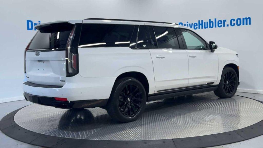 used 2021 Cadillac Escalade ESV car, priced at $66,995