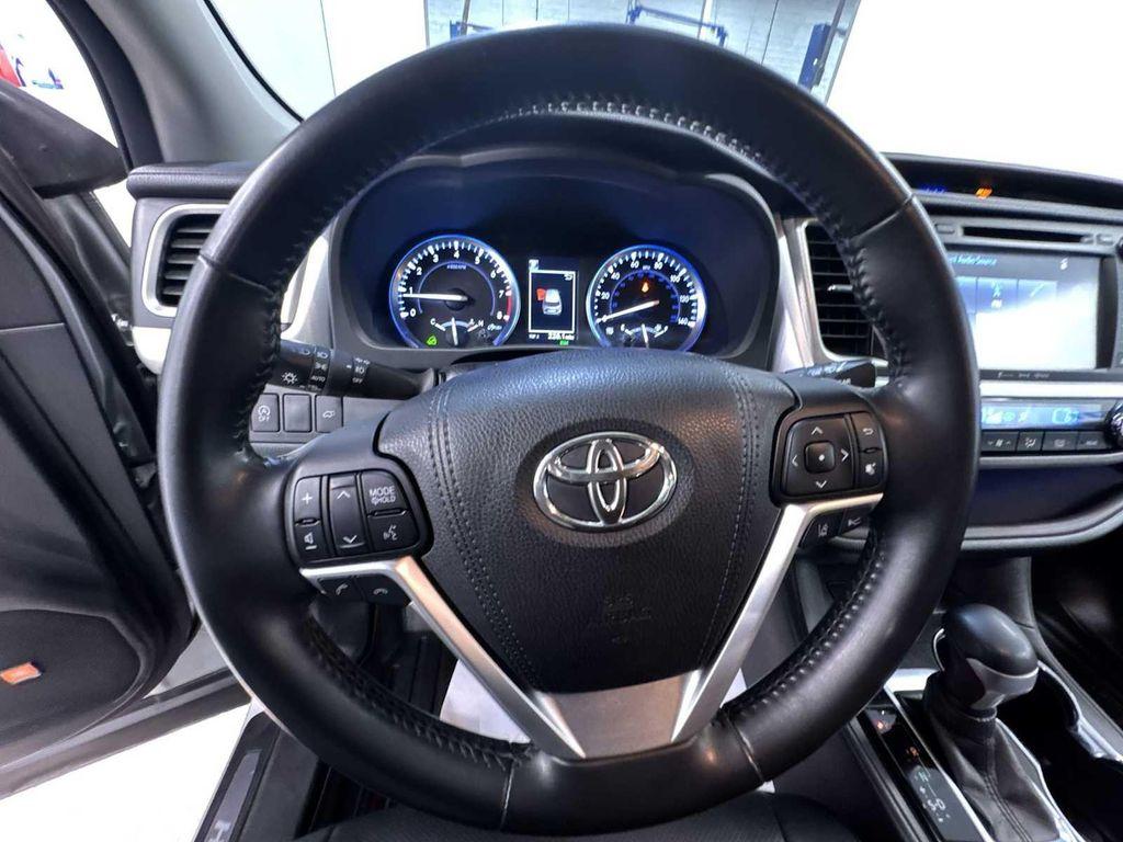 used 2017 Toyota Highlander car, priced at $23,980