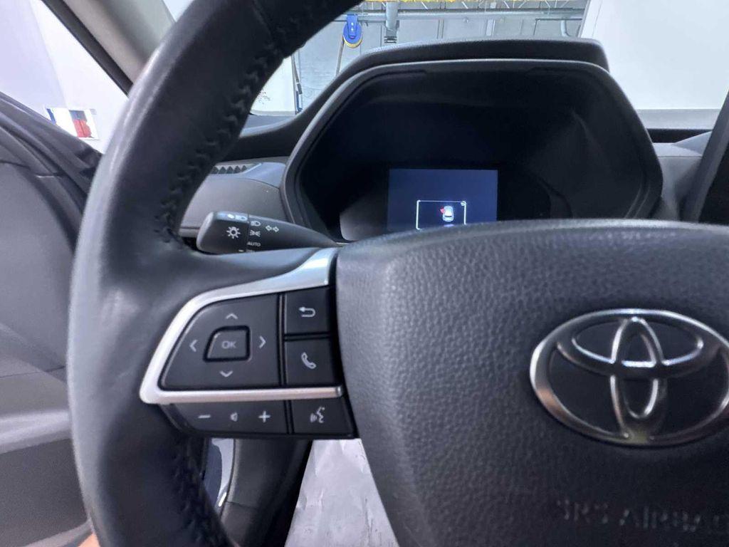 used 2024 Toyota Grand Highlander car, priced at $43,980