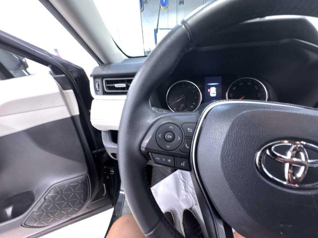 used 2021 Toyota RAV4 car, priced at $29,980