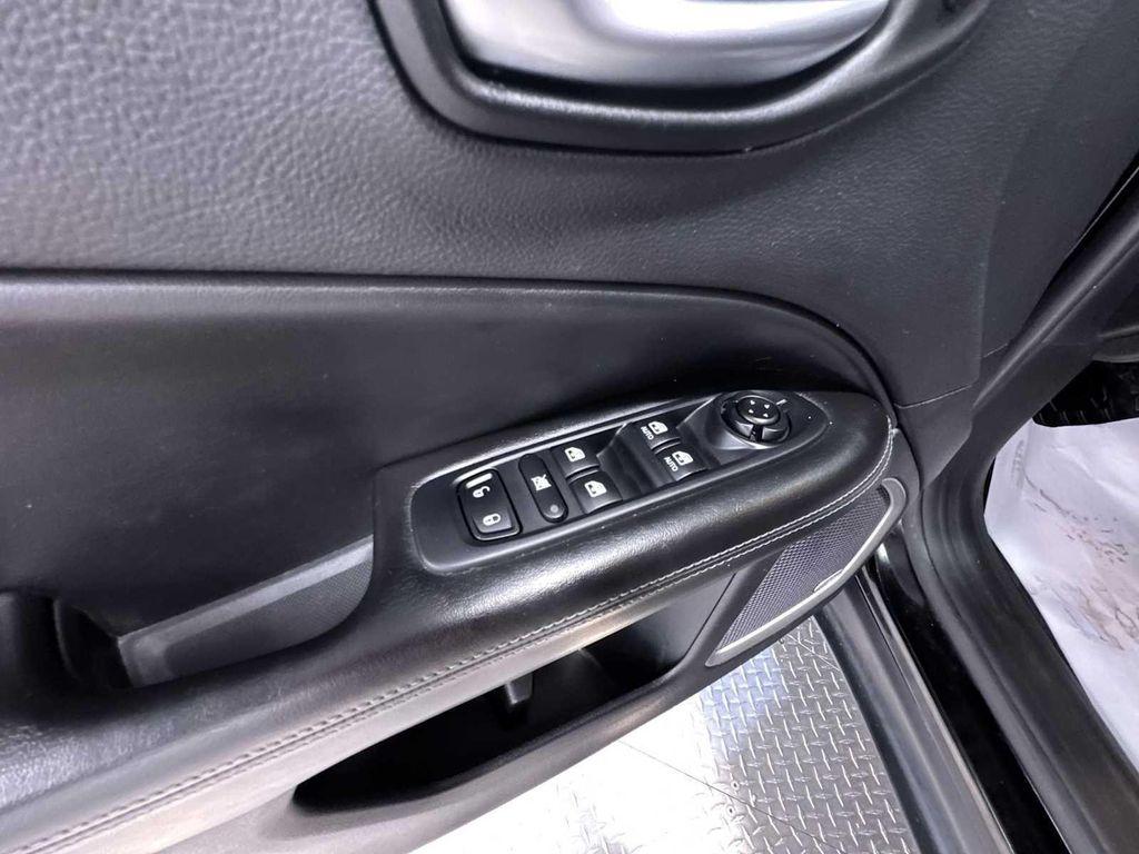 used 2020 Jeep Compass car, priced at $18,995