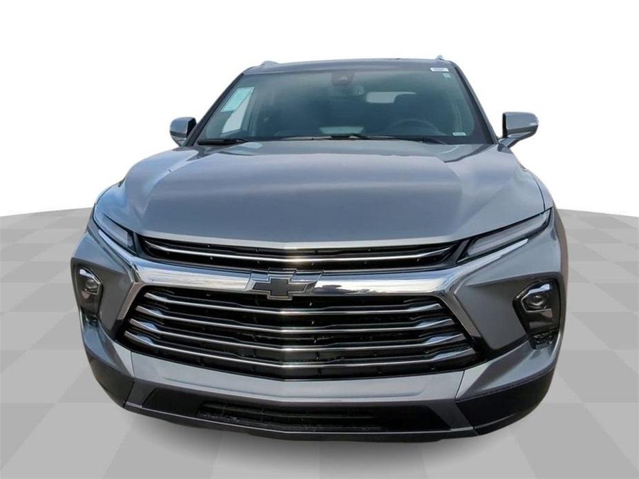 new 2025 Chevrolet Blazer car, priced at $42,026