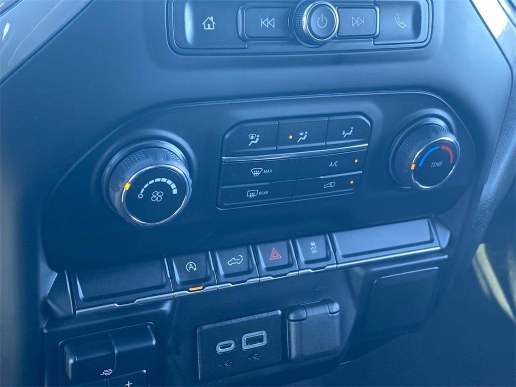 used 2022 Chevrolet Silverado 1500 Limited car, priced at $29,383
