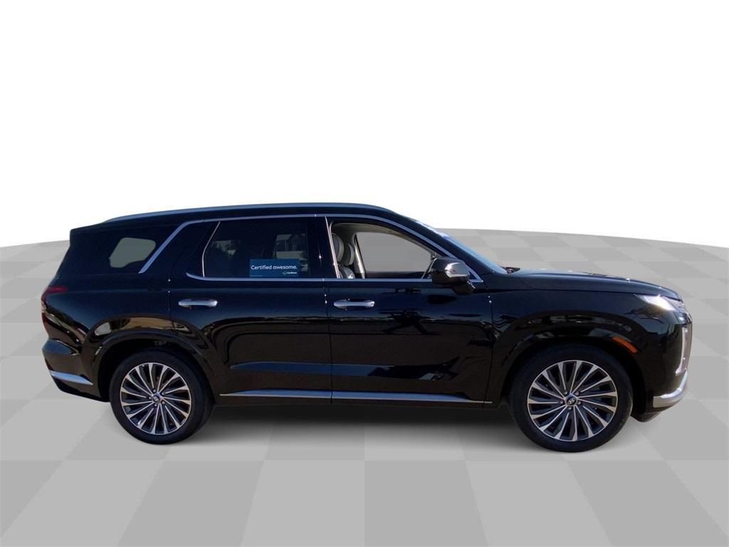 used 2023 Hyundai Palisade car, priced at $38,472