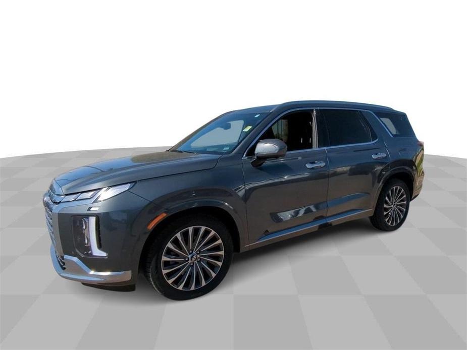 used 2024 Hyundai Palisade car, priced at $41,375