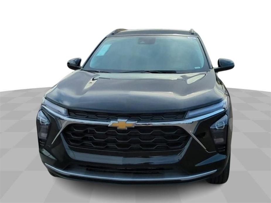 new 2025 Chevrolet Trax car, priced at $23,470