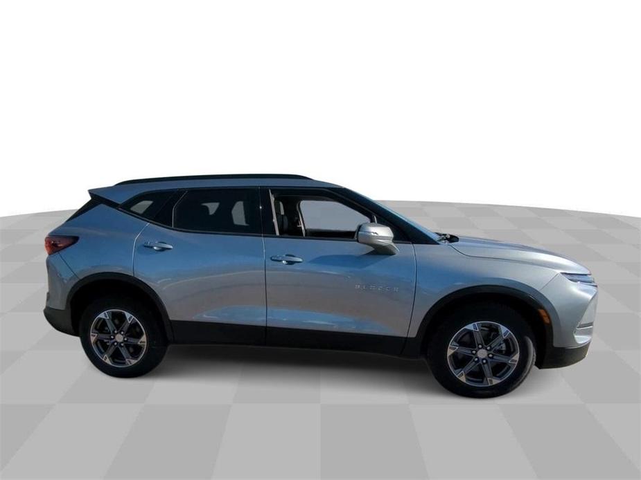 new 2025 Chevrolet Blazer car, priced at $38,565