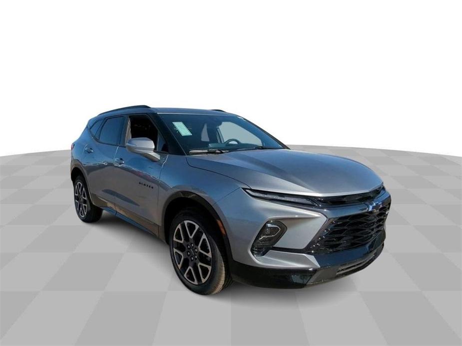 new 2025 Chevrolet Blazer car, priced at $38,836