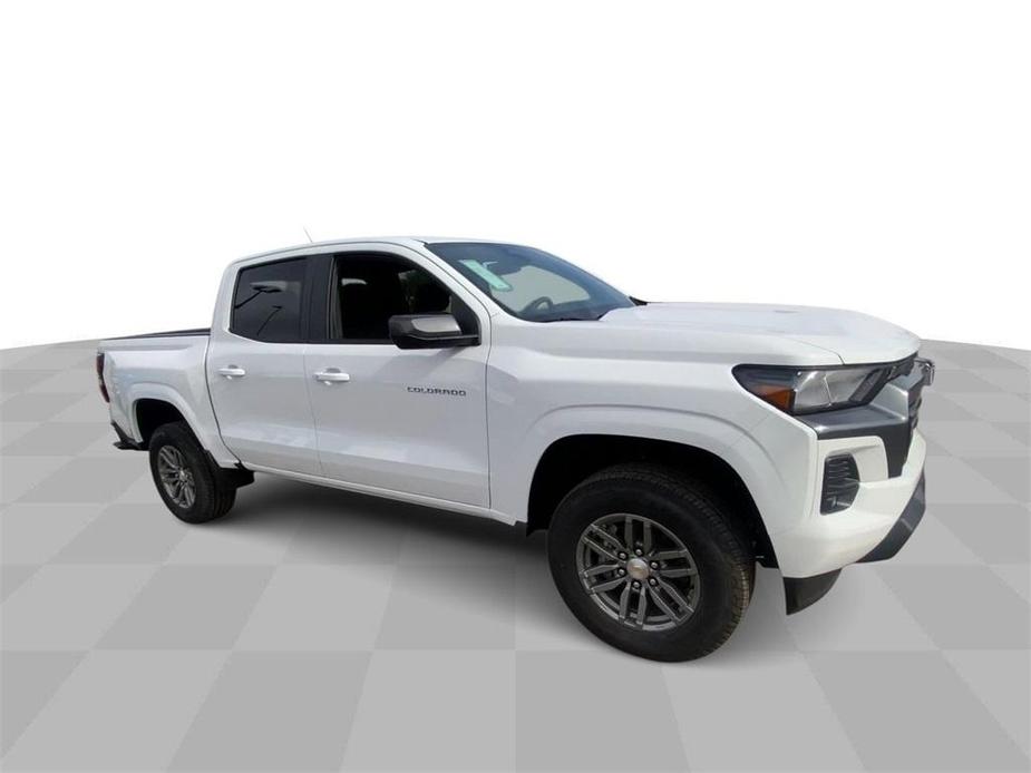 new 2024 Chevrolet Colorado car, priced at $30,465