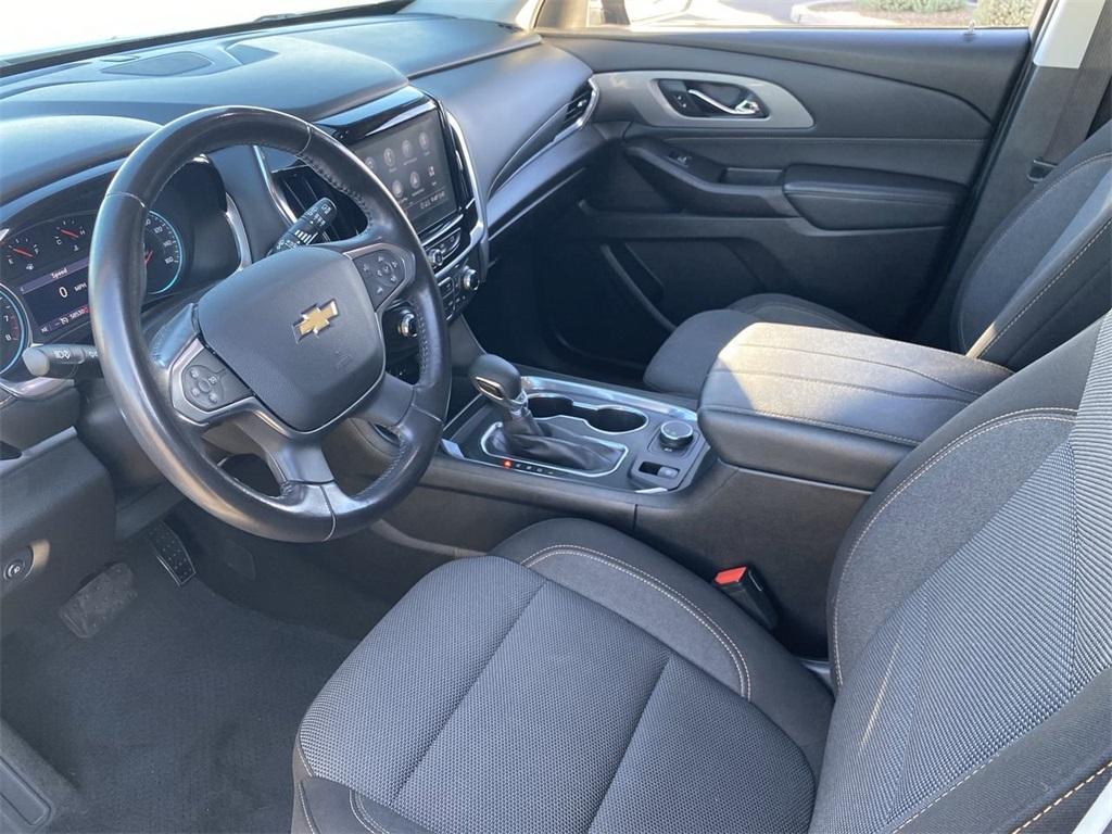 used 2021 Chevrolet Traverse car, priced at $23,482