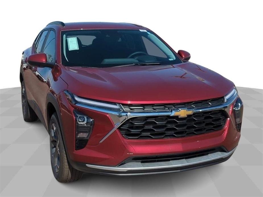 new 2025 Chevrolet Trax car, priced at $23,470