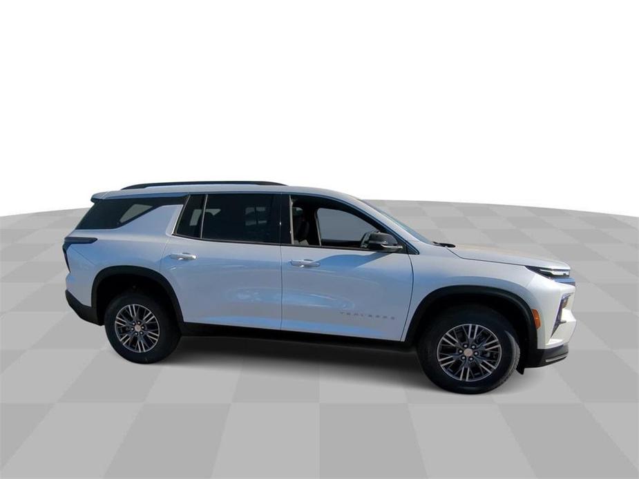 new 2025 Chevrolet Traverse car, priced at $41,548