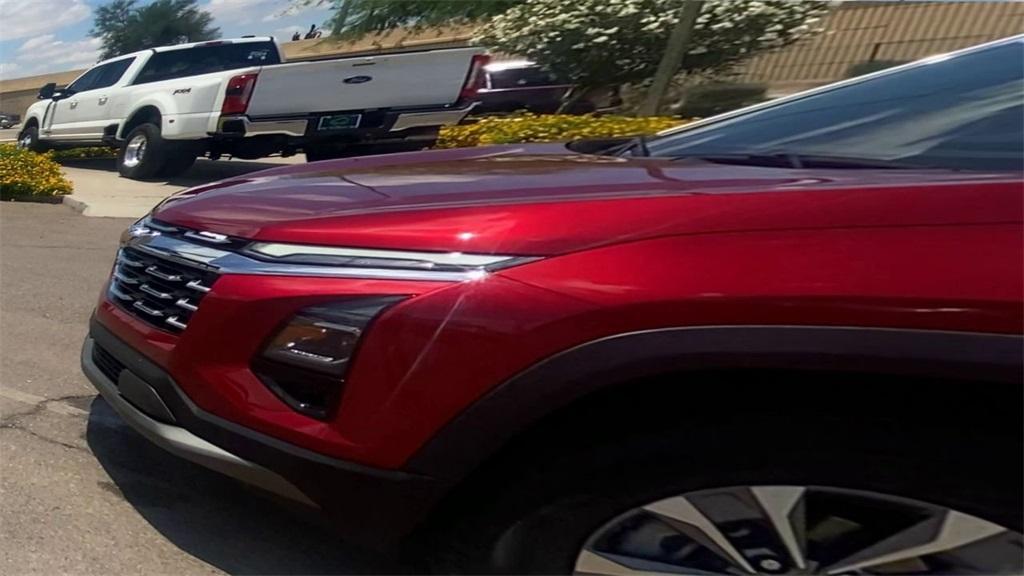 used 2025 Chevrolet Equinox car, priced at $27,481