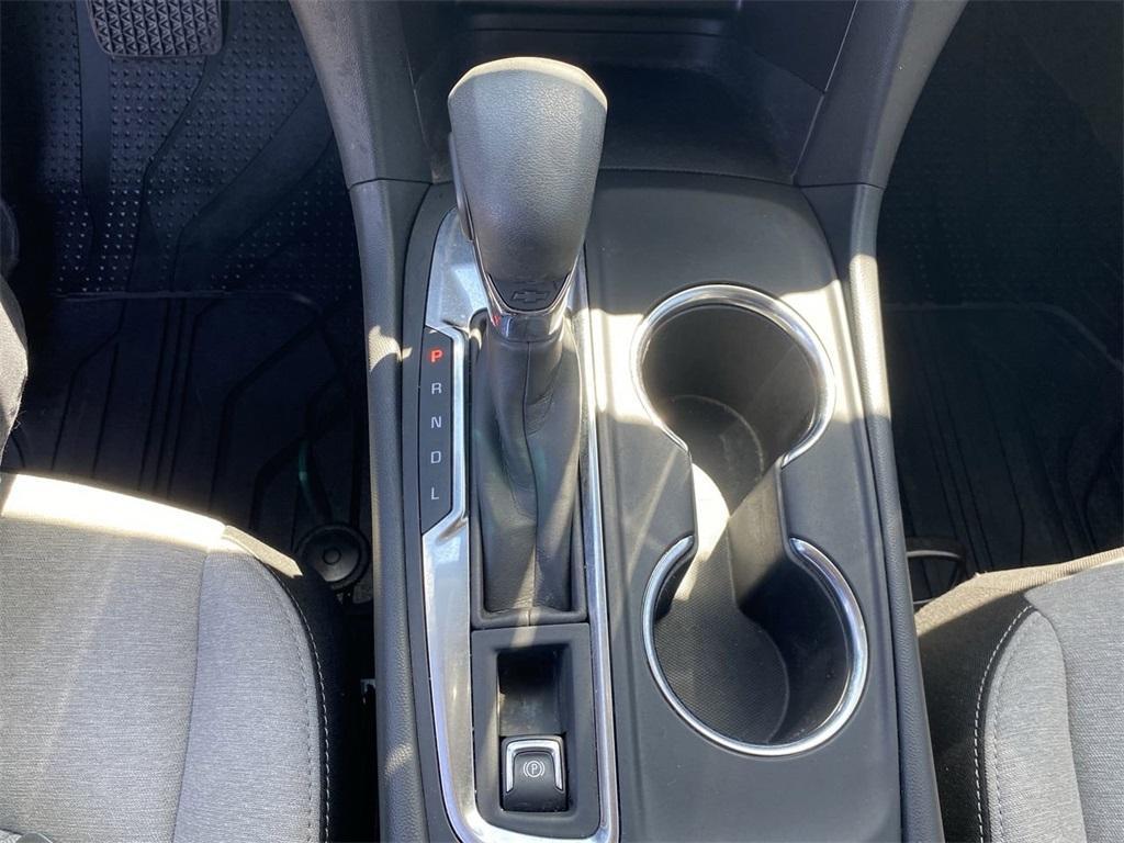 used 2024 Chevrolet Equinox car, priced at $21,981