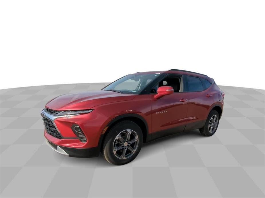 new 2025 Chevrolet Blazer car, priced at $38,126