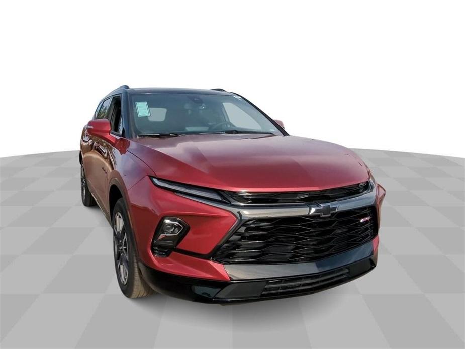 new 2025 Chevrolet Blazer car, priced at $39,782