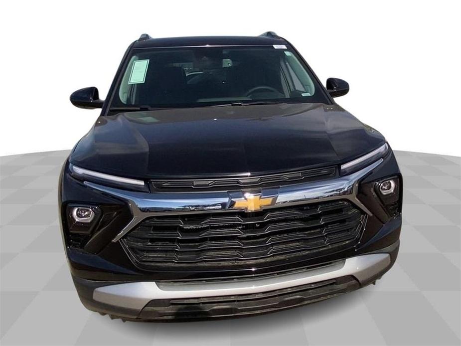 new 2025 Chevrolet TrailBlazer car, priced at $27,168