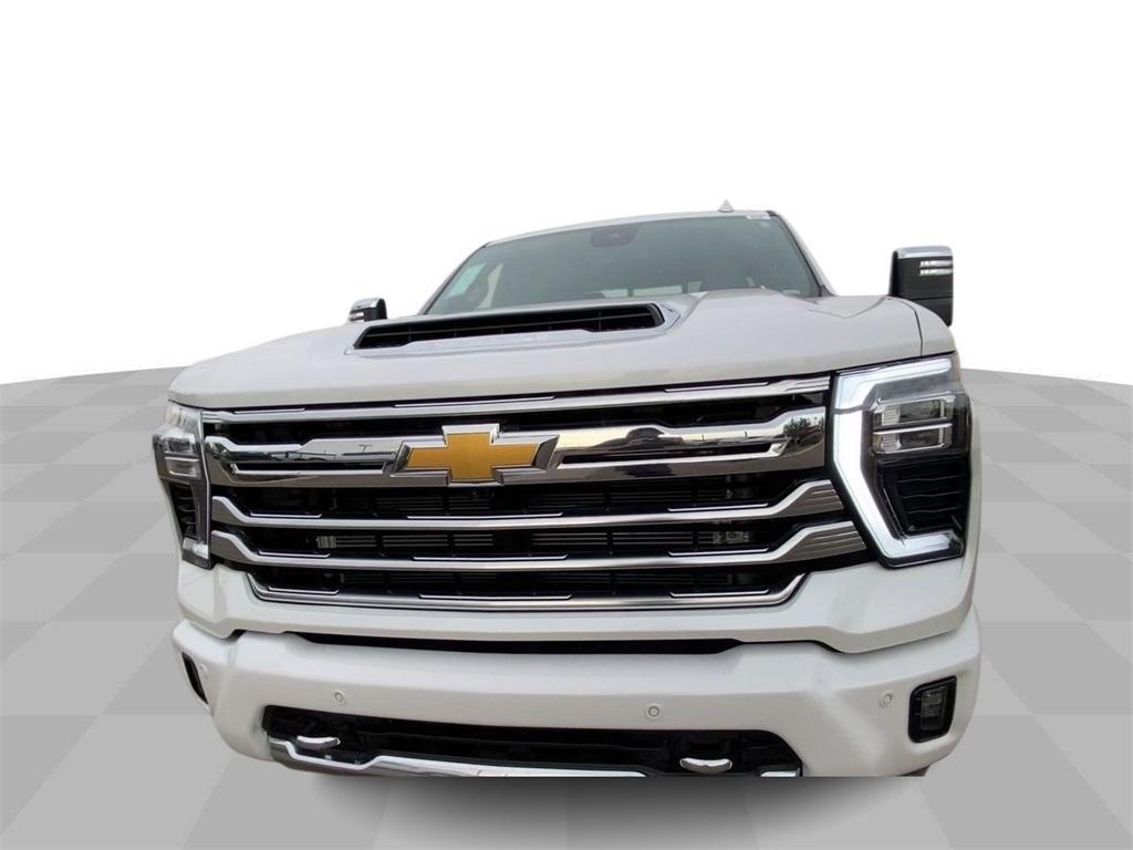 new 2025 Chevrolet Silverado 3500 car, priced at $80,105