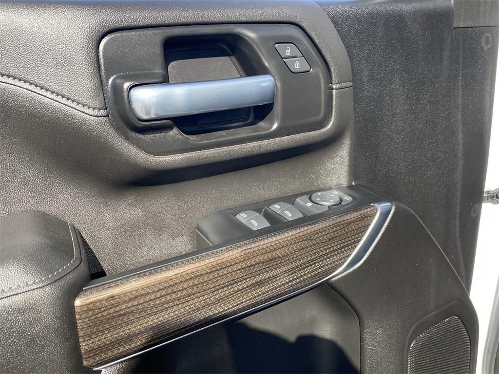 used 2022 Chevrolet Silverado 2500 car, priced at $46,872
