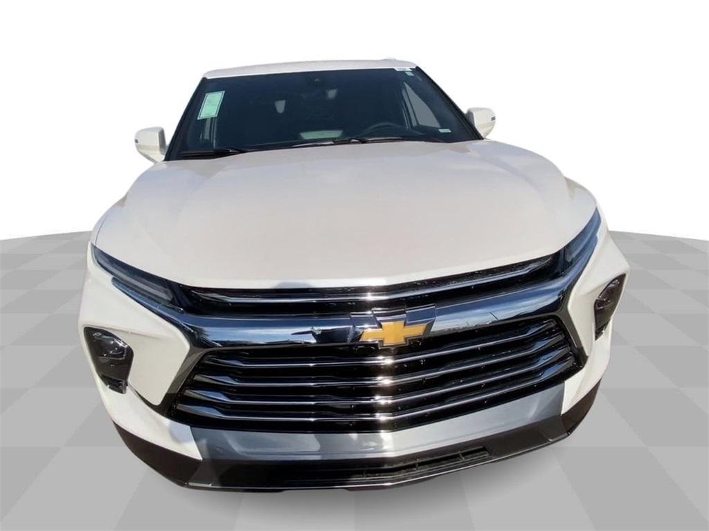 new 2025 Chevrolet Blazer car, priced at $41,569