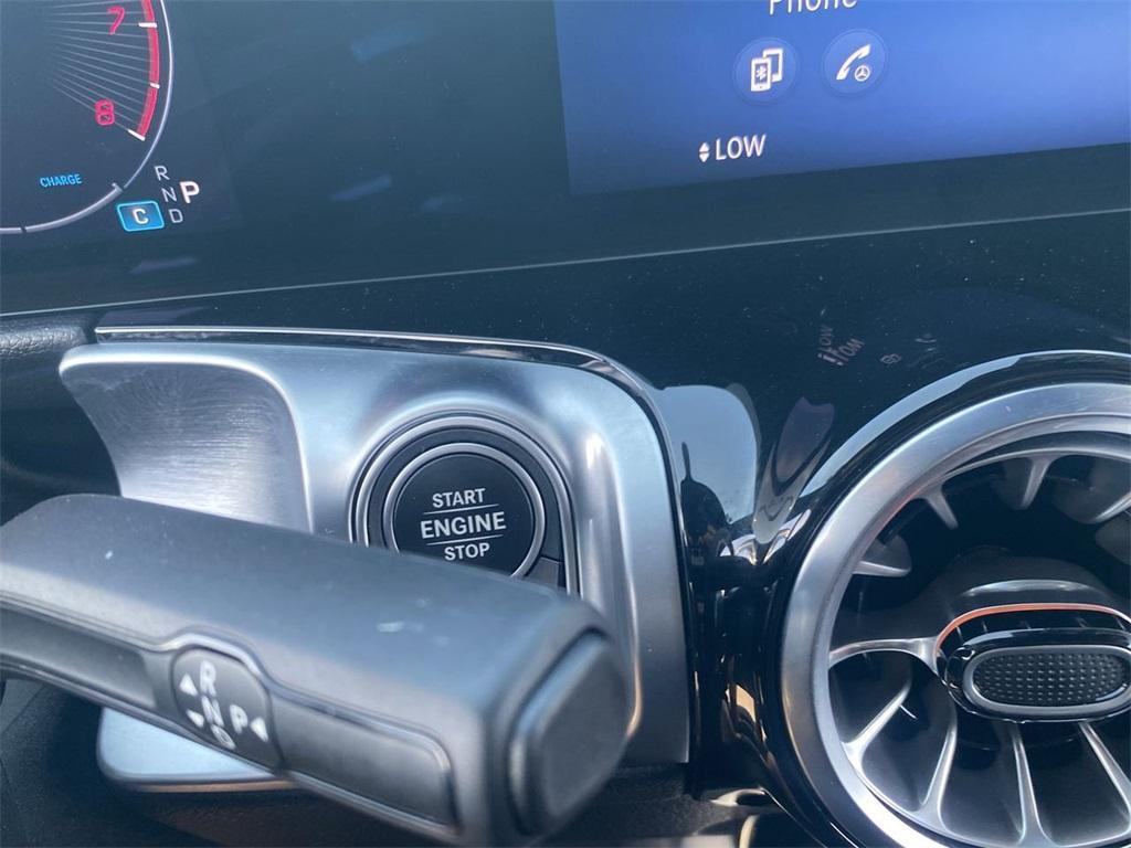used 2024 Mercedes-Benz GLB 250 car, priced at $37,981