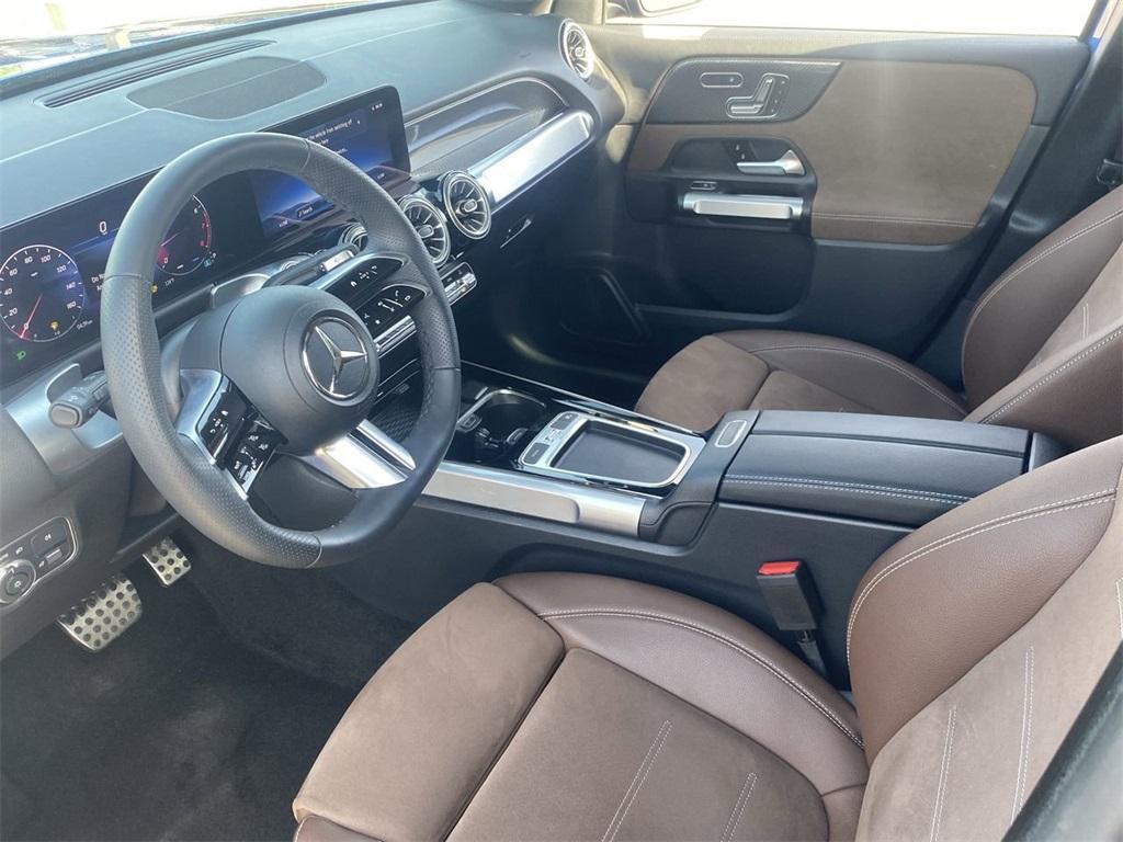 used 2024 Mercedes-Benz GLB 250 car, priced at $37,981