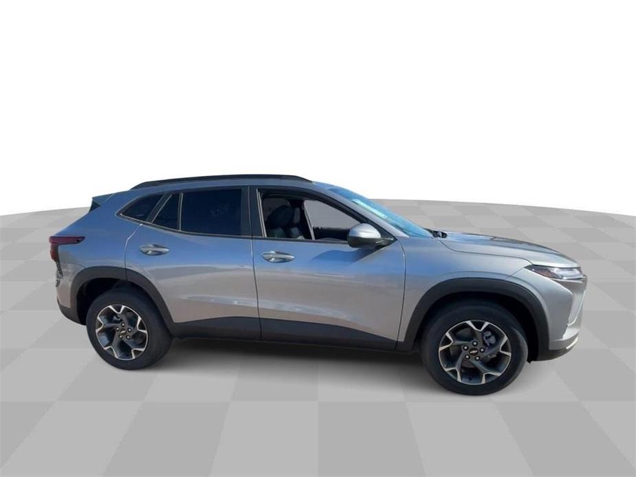 new 2025 Chevrolet Trax car, priced at $24,407