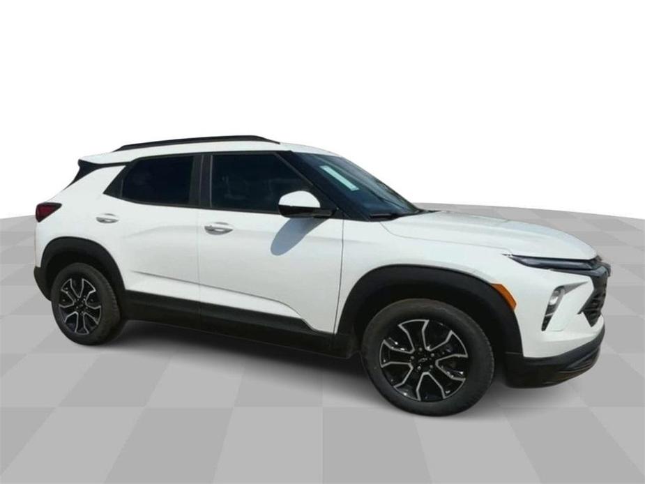 new 2024 Chevrolet TrailBlazer car, priced at $29,660