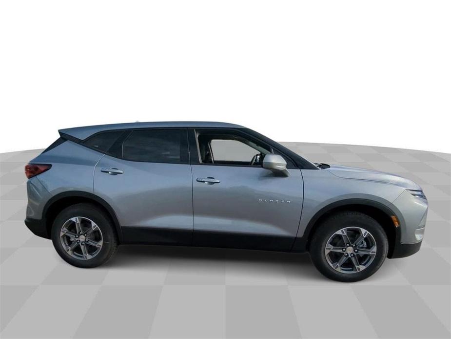 new 2025 Chevrolet Blazer car, priced at $34,583