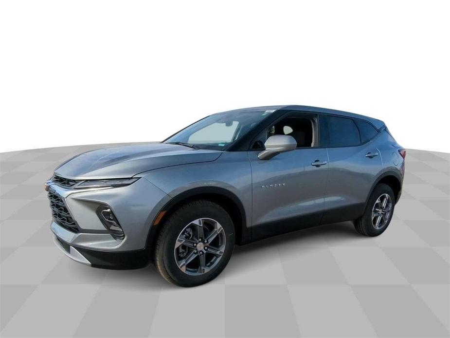 new 2025 Chevrolet Blazer car, priced at $34,583