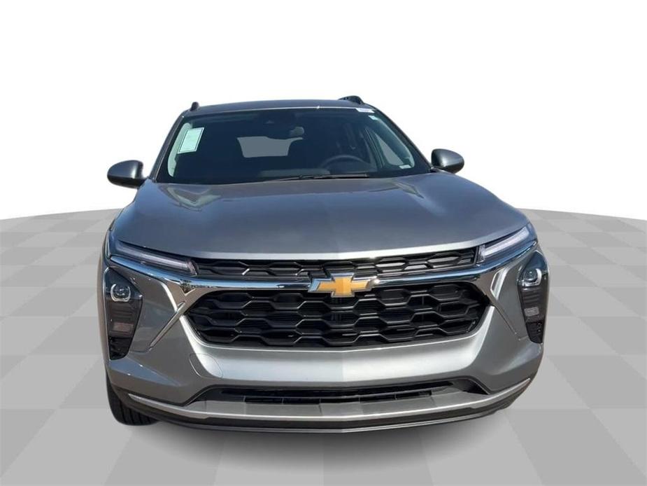 new 2025 Chevrolet Trax car, priced at $23,470