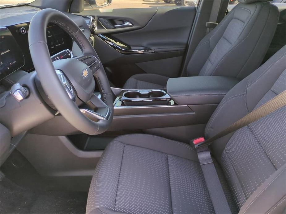 new 2025 Chevrolet Equinox car, priced at $29,104