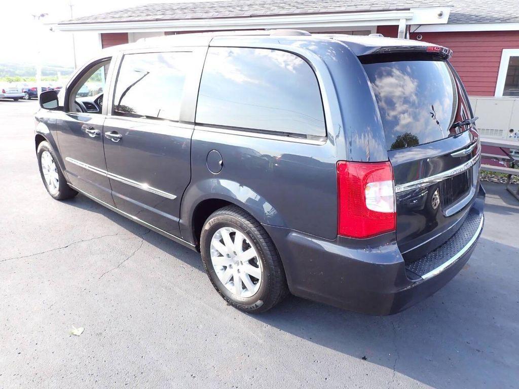 used 2014 Chrysler Town & Country car, priced at $3,987