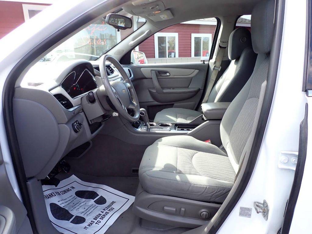 used 2017 Chevrolet Traverse car, priced at $7,959
